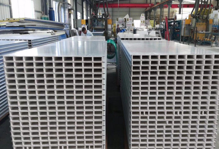 O quarto desinfetado da classe 7 do ISO do CE classifica 10000 placas brancas para a produção da purificação
